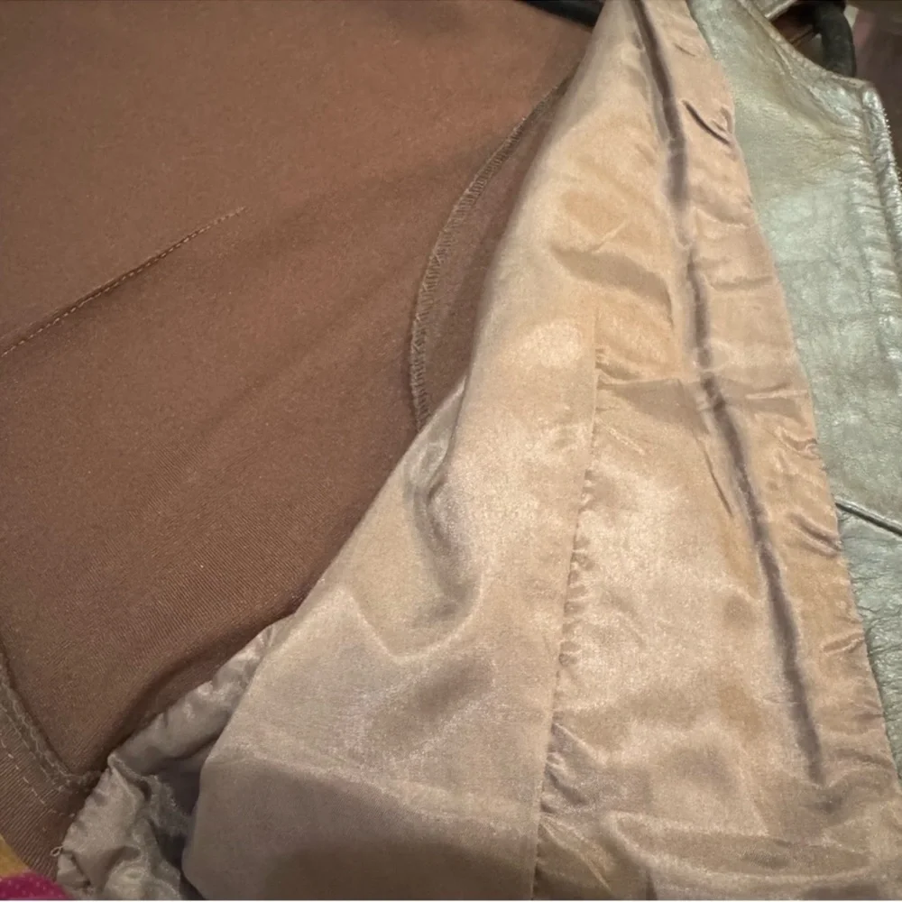 Jennifer Moore Dark Brown Leather Zip Vest - Picture 7 of 8